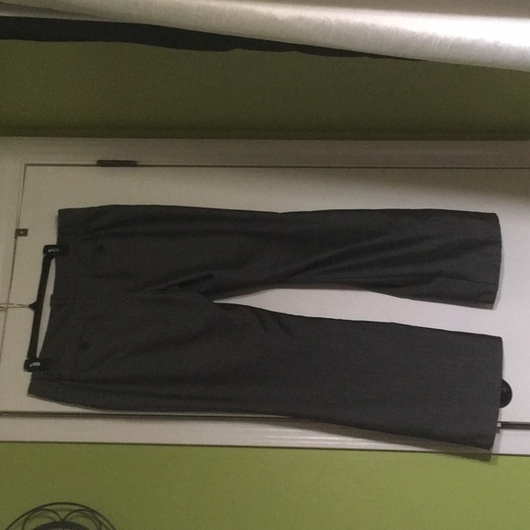 Limited grey pants - Picture 4 of 4